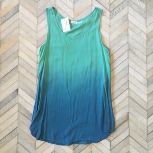 Blu Pepper Ombré Tank Top - Small